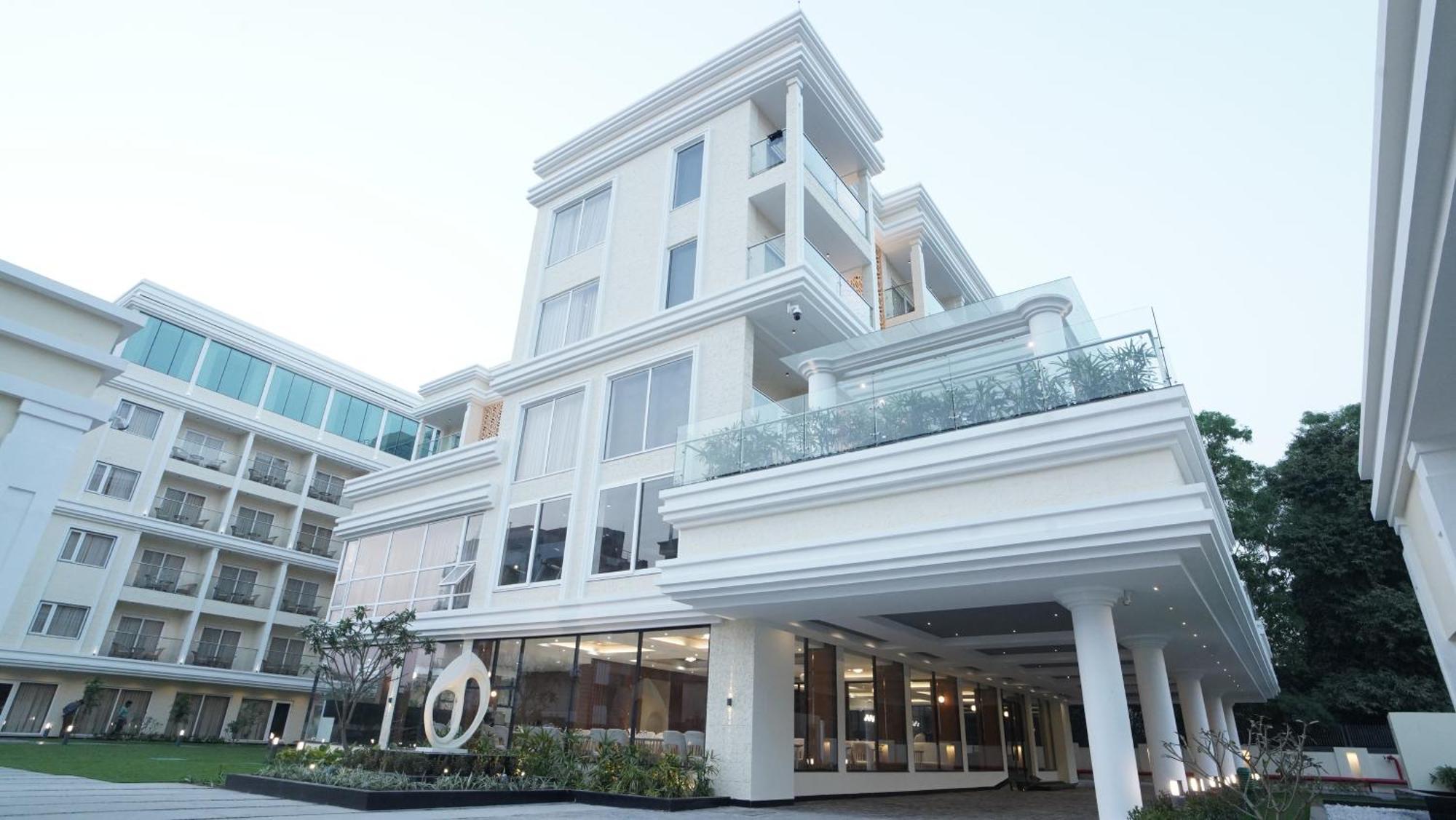 Antique Regency !! Luxurious Hotel In Digha !! Kültér fotó