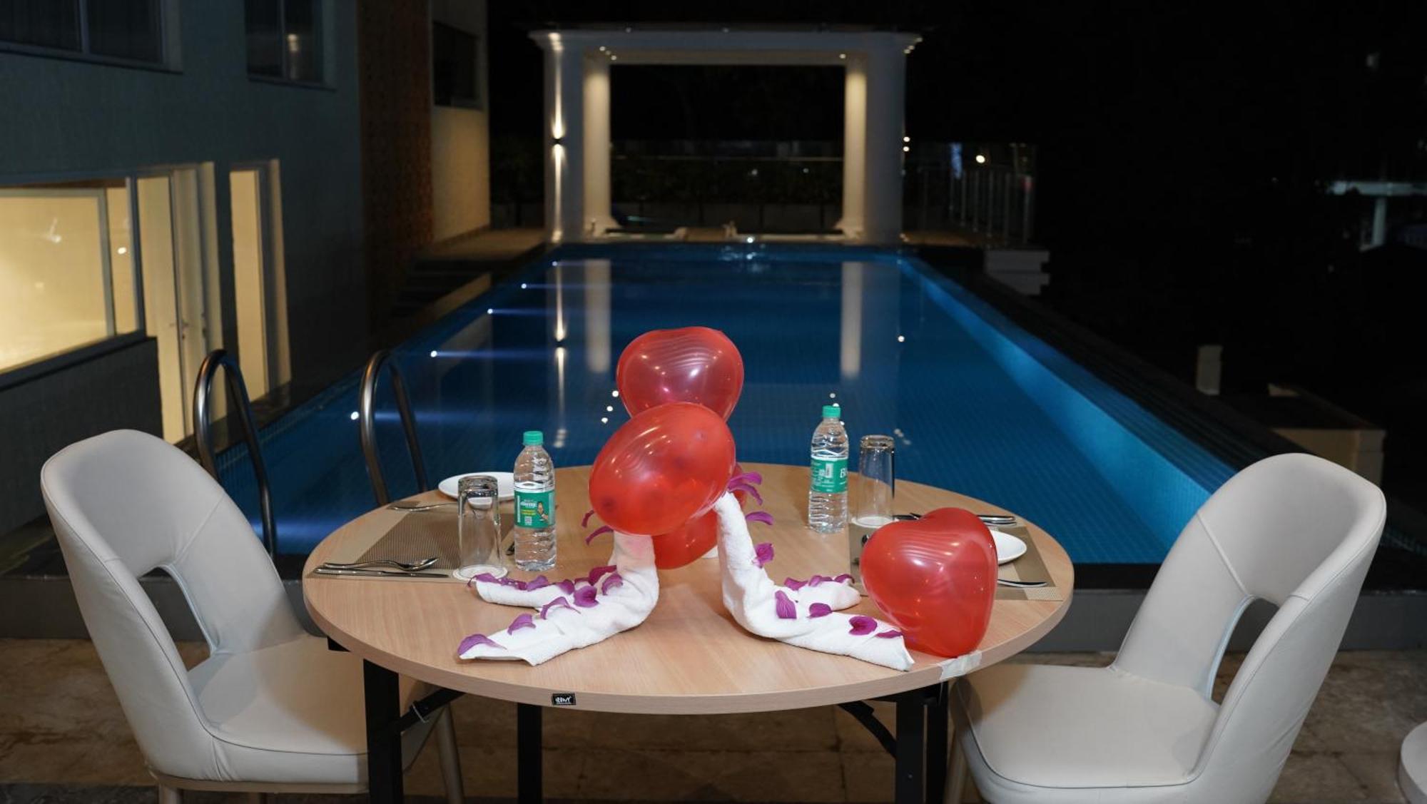 Antique Regency !! Luxurious Hotel In Digha !! Kültér fotó